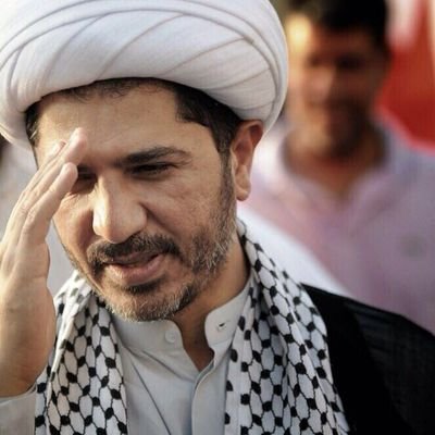 #الشيخ_علي_سلمان 🕊: سبب سجني: لأنني أطالب بما تدعو له الفطرة الإنسانية من حرية🗽 سجين رأي اعتقل في ٢٨/١٢/٢٠١٤ 
محكوم بالسجن المؤبد