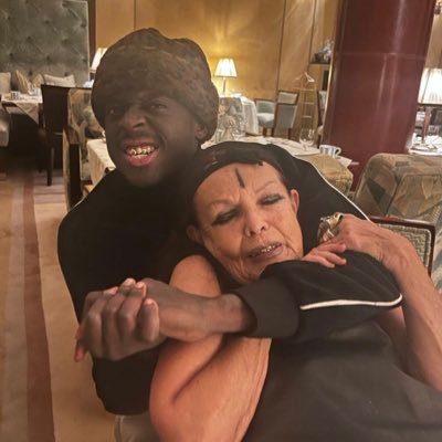 chinkurosuper's profile picture. 159cm 112kg