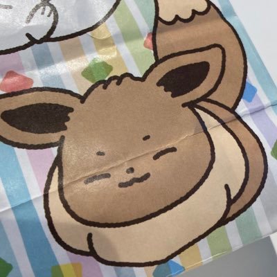 21歳大学生🚹。ポケモンsvの対戦を始めて最終4桁目指して頑張ってます！対戦以外もポケモンの事なら何でも呟いてます！😆ポケモン友達欲しいのでフォローぜひ😭無言フォロー失礼致します🙇‍♂️