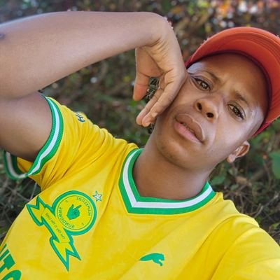 Mamelondi Sundowns💛💙
and FC Barcelona die hard fan