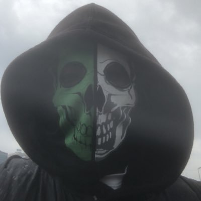 acarralperenn's profile picture. 54-Bir tribüncünün çöplüğü