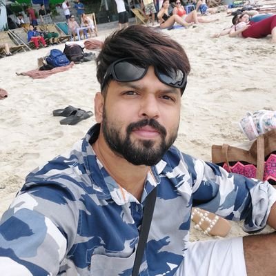 A ♊️ | Banker | Corporate ⚖️| Proud👨‍🍼| Fin Markets📈 | Crypto Enthu 🪙 | Pet ❤️ 🐕| Music🎶 | Travel🏖 | Cricket 🏏 | Movies 🎞  | Baseball ⚾️  | Gardener🍃