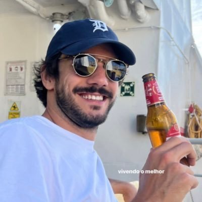 n apareço muito n