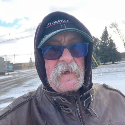 I’m seeking for a sugar baby to be my chat buddy,I’m ready to get you spoiled in return…Text me on (+1 662-314-8117)
