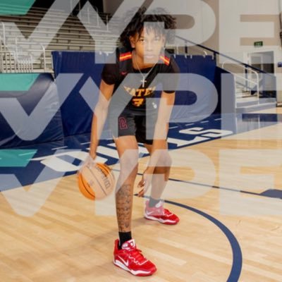 6’1 | Point guard | Jack yates HS | Texas Takeover 17U | C/O 2025