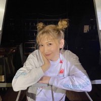 sally (@_kdmm19) 's Twitter Profile