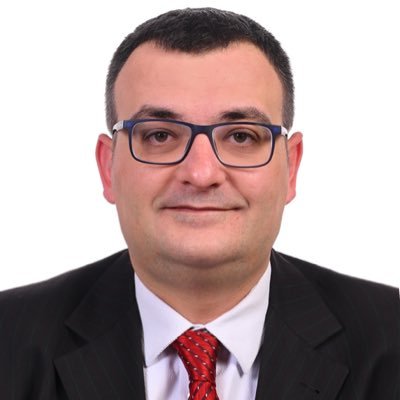 BEŞİKTAŞ Genel Kurul Kongre Üyesi/Ticari Bankacılık Portföy Yöneticisi/KABİAD Yönetim Kurulu Üyesi