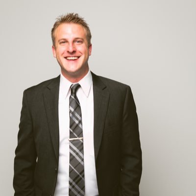 Flexible, fractional CGO with 17+ years of C-suite expertise. Specialist in transparent, ROI-driven marketing, sales, operations and finance.