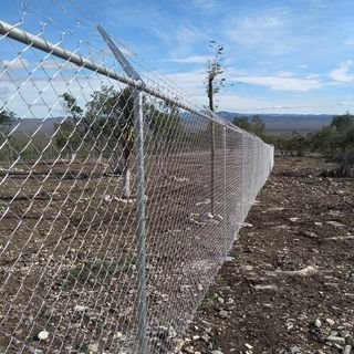 VENTA, INSTALACIÓN Y MANTENIMIENTO DE TODO TIPO DE CERCAS Y MALLAS Whatsapp +52 1 81 2052 4151