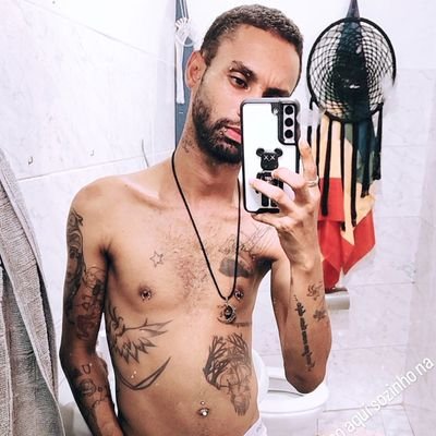 ArianoRapha's profile picture. 
