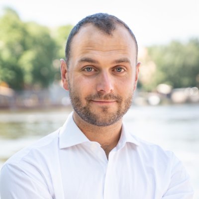 Top Green Voice | 120,000 on LinkedIn | Green advice for Fortune 500 companies | Less 🗑️ More 💵 | Follow for circular economy and sustainability content