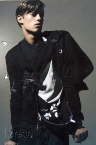 EboniNikko's profile picture. 