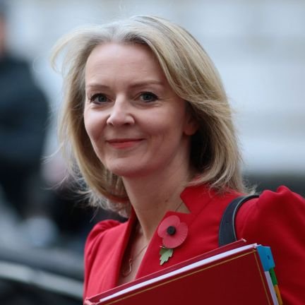 I post pics of former UK Prime Minister Liz Truss - Number 1 Liz Truss fan account on Twitter/X - Got a fav pic of Liz? Send it over!