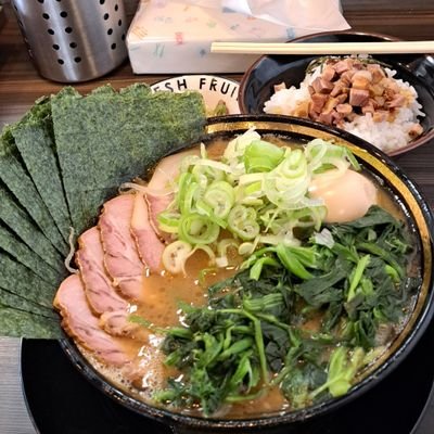 茨城県在住
dimensions of chord(Dr) 、Three Marks of exsistence(Dr)
介護福祉士ご飯画像(ラーメン多め)
時々タコライス趣味で作り売ってます!