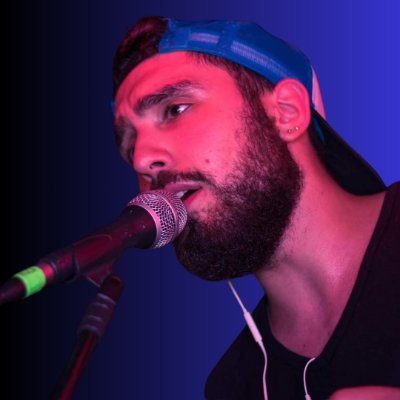 • Social Media 🤳🏻
• Jornalista Esportivo 🎓
• Vocalista @grupodesleixo 🎤