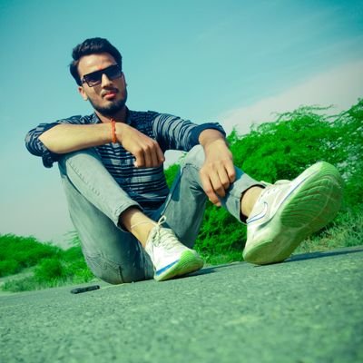 Pk32005's profile picture. Student👩‍🎓
