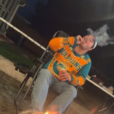 Fins Up 🐬