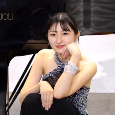 aoisorashido's profile picture. 音大/声楽専攻/ソプラノ/ ピアノ、楽典