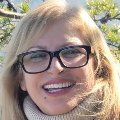 LipnackMarina's profile picture. 