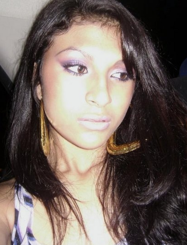 beatysees's profile picture. Amateur Photographer from Philee. Graphic Artist and a Businesswoman. Die-hard-lover