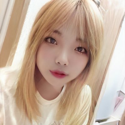 ғᴏʟʟᴏᴡ ᴍᴇ 巻き込みリプも歓迎です! 中の人は男です。アイコン紛らわしくてごめりんこ。リプ欄こそ自分の真骨頂なので気軽に混ざりに来てね。