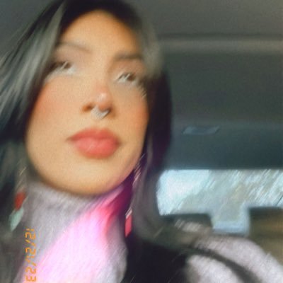 _nikkialex's profile picture. A foolish spender