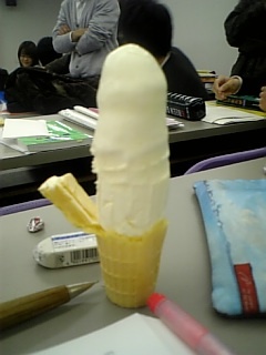 fuzzycontrol421's profile picture. 小学生のとき、林に落ちてるエロ本を夢中になって読んでいたあの頃の気持ちを忘れない純情ボーイです㍊。