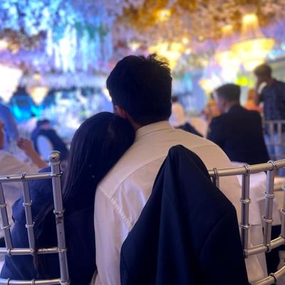 tygianyj's profile picture. oops / my pillow fell //