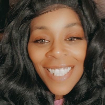 LarissaBailey2's profile picture. 