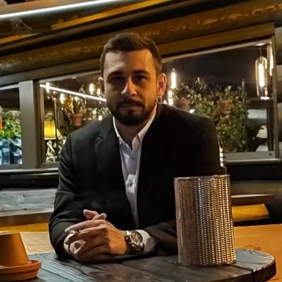 Atatürk’ün izinde. Yatırımcı değilim. Tüm paylaşımlarım Trader'lara yöneliktir. Youtube kanalımda Trading anlatıyorum. 
İletişim: info@hakankocabicak.com