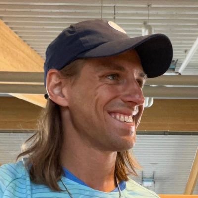 Limpasterix's profile picture. Tennis coach, driver "Linus på baslinjen podcast" samt https://t.co/lIwEVtgMjz