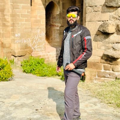 I am Saqib Fayyaz.Traveller and MotoVlogger From Pakistan.Travelling Around the World