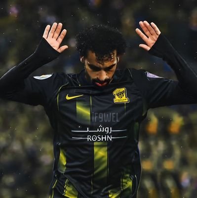 نعشق الاتحاد لحد الجنون 💛🖤🔥
معاك ي اتي في الحلوة والمرة🎲🖤💛🔥