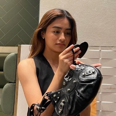 Turning this page into multi fan account

Updates, tweets, retweets, requotes, delulus, kiligs, AUs, ganaps atbp for my girls KB (Kath), Vivoree and Unis Gehlee