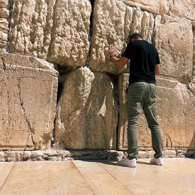 _wayofthebrave's profile picture. Fighting Antisemitism 🪬| Speaking Truth About Israel 🇮🇱| Seeking Peace 🕊️ Follow on IG! (wayofthebrave)