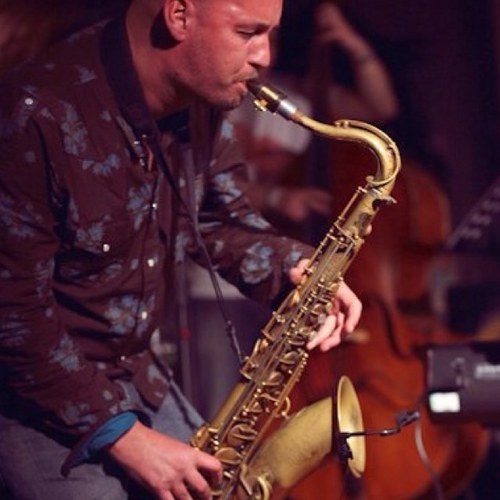 BenjamminMartin's profile picture. I like drinking red wine, eating pasta and playing my saxophone to fund those activities.