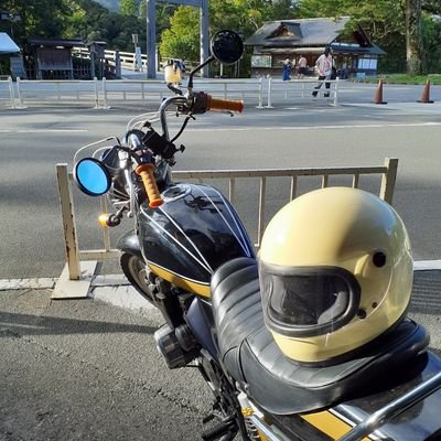 バイク今ゼファー400
バイク詳しくないけど乗るのがすき
適当にやります