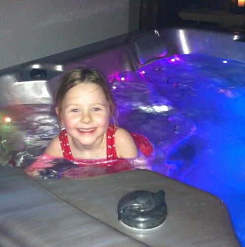 lespoppysdad's profile picture. If you want to know anything else just ask me.