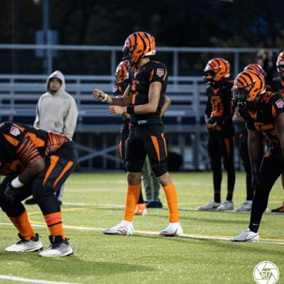 6’3 185lbs Transfer Portal Qb||Brighton 23’||S.K.M.J🙏🏽❤️|| IG @Sahm1r 75 strong🕊️