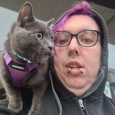 🏳️‍⚧️🏳️‍🌈🩷💛💙she/her. Cheryl. OSRS player, Animal lover. 33. I do all i can to take care of everyone. Join me on my journey to make my outside match inside