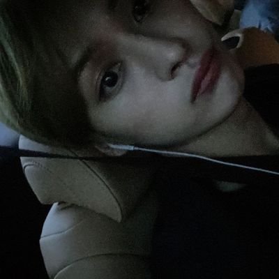 malulvshann's profile picture. vivo por viados lesbicos