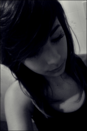Então vou desativar esse twitter em breve quem quiser me sigam no novo ok , beijos     @amar_naofere