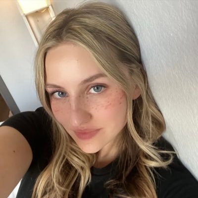GracieGroth's profile picture. 
