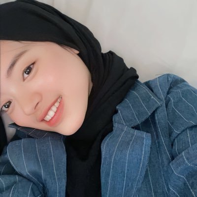 hesti_aryani03's profile picture. 