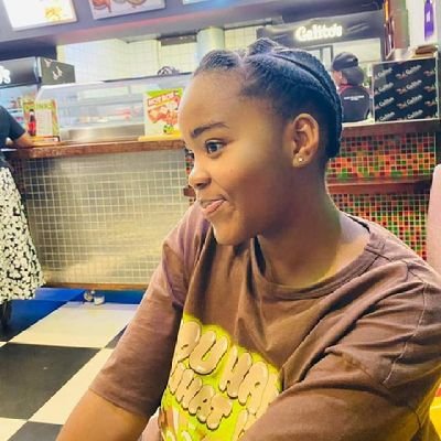 Creating my own sunshine
IG:Pammy_giggles❤️