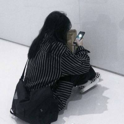 peyshish2734's profile picture. 心で生き、一瞬一瞬を感じなさい。    https://t.co/5Jc74GagH9