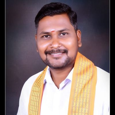 NATIONALIST 🇮🇳🇮🇳🇮🇳
BJP POLITICIAN -DISTRICT PRESIDENT IT & DATA CELL CUDDALORE EAST@cuddalore @BJP4TAMILNADU 💚🧡