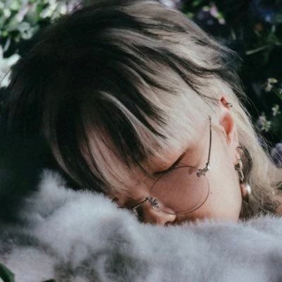 WowTakashi's profile picture. I have tried many things, but they have all failed. I want to die, and in a society without dreams or hope, how many more years do I have to live? It's hard.