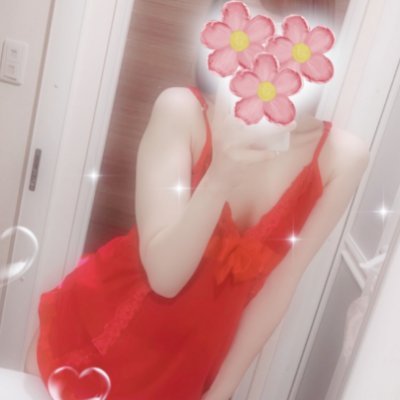 気になったらフォローして♡♡普通の性欲強めなHENTAIやってます。見てもらうのが好きです…ぜひ絡んでください♪いっぱい経験重ねたいです。♡