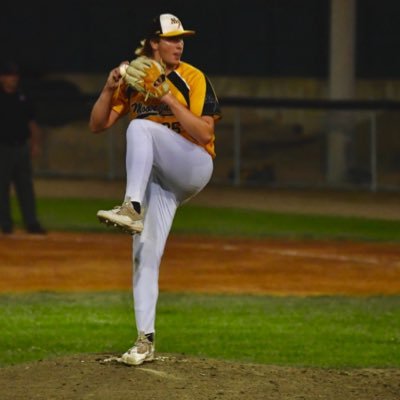 Victoria 🇨🇦 
Sophmore
Doane baseball RHP